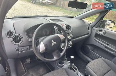 Хэтчбек Mitsubishi Colt 2010 в 