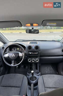 Хэтчбек Mitsubishi Colt 2008 в 