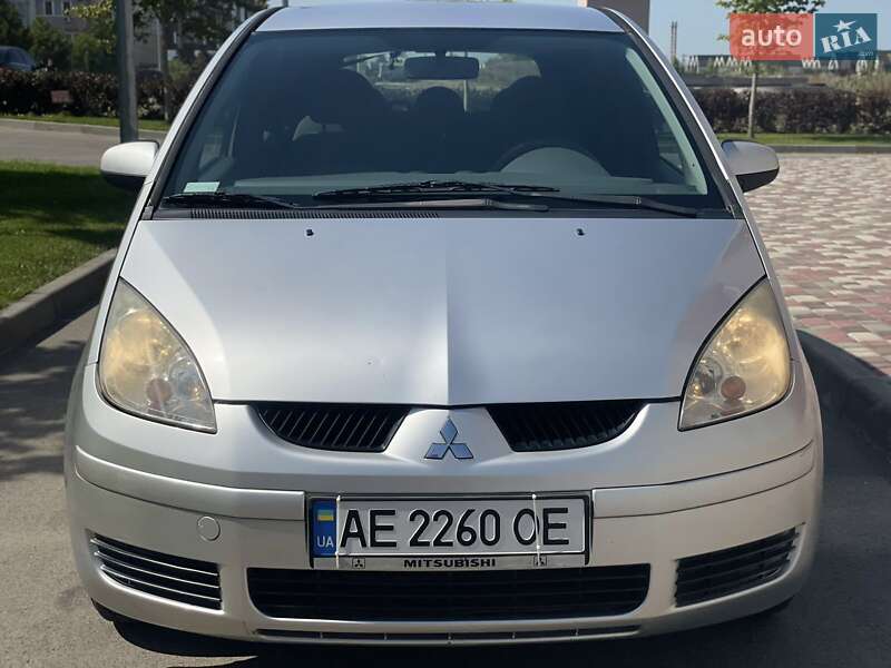 Хэтчбек Mitsubishi Colt 2006 в Днепре