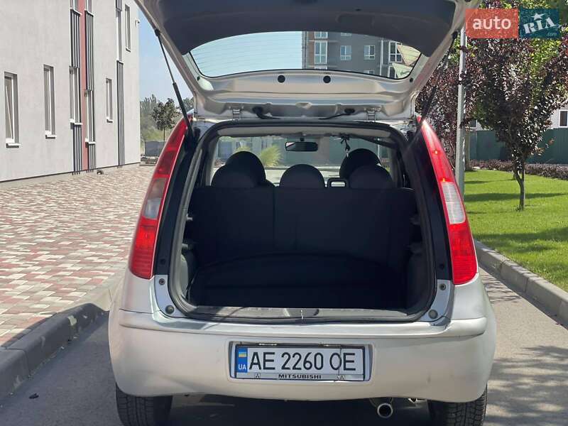 Хэтчбек Mitsubishi Colt 2006 в Днепре