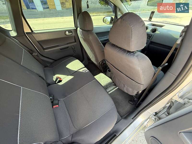 Хетчбек Mitsubishi Colt 2005 в Херсоні