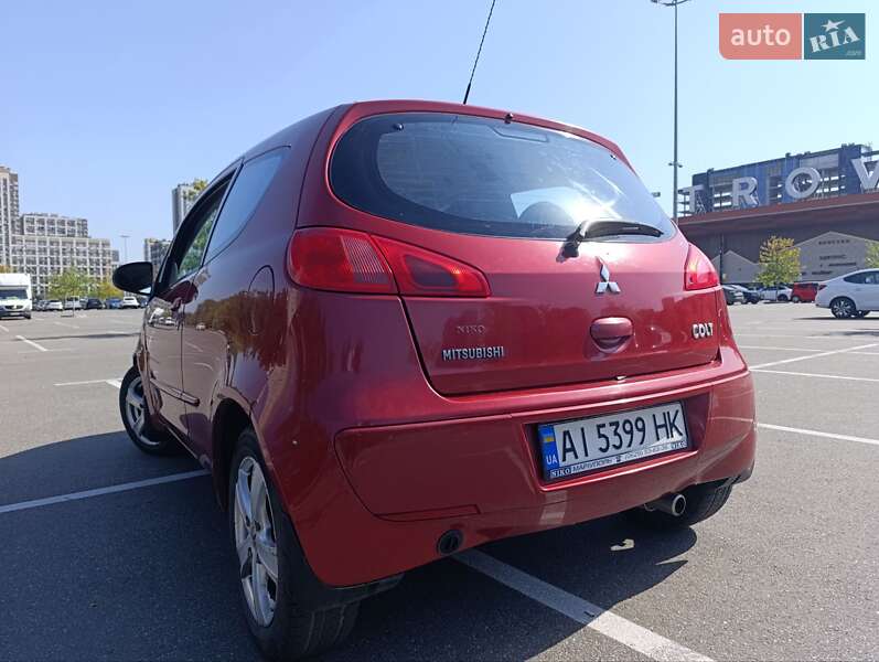Хэтчбек Mitsubishi Colt 2007 в Киеве