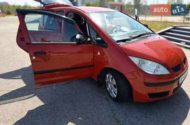 Хэтчбек Mitsubishi Colt 2008 в 