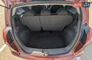 Хэтчбек Mitsubishi Colt 2006 в 