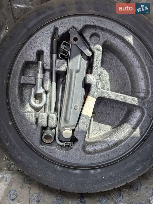 Хэтчбек Mitsubishi Colt 2006 в Белой Церкви