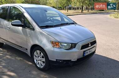 Хэтчбек Mitsubishi Colt 2011 в 