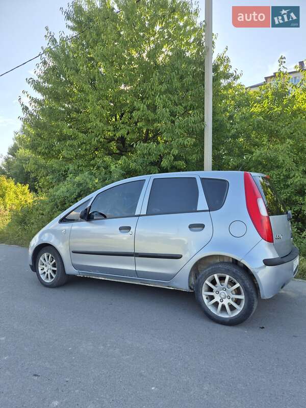 Хэтчбек Mitsubishi Colt 2007 в Ивано-Франковске