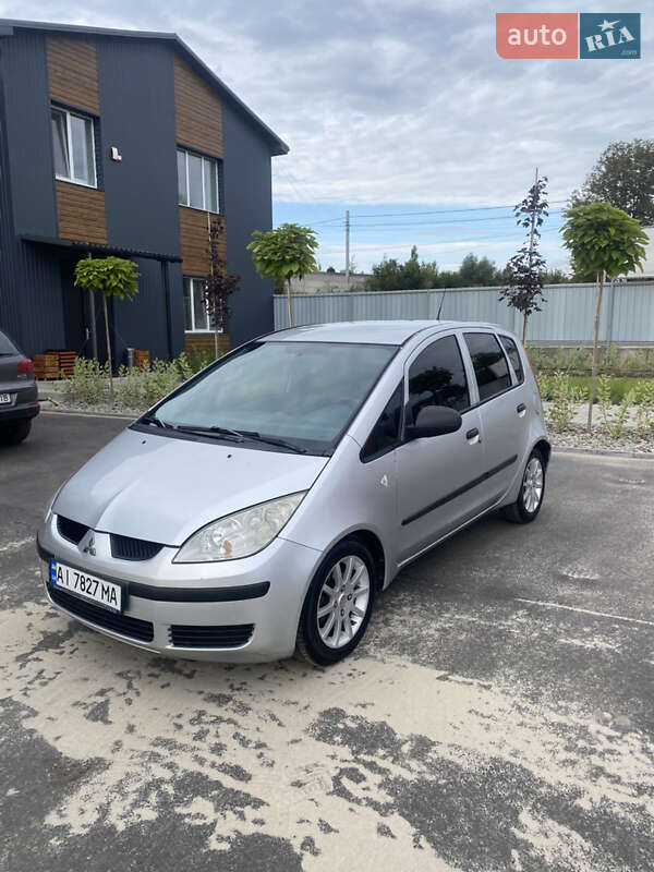 Хэтчбек Mitsubishi Colt 2007 в 