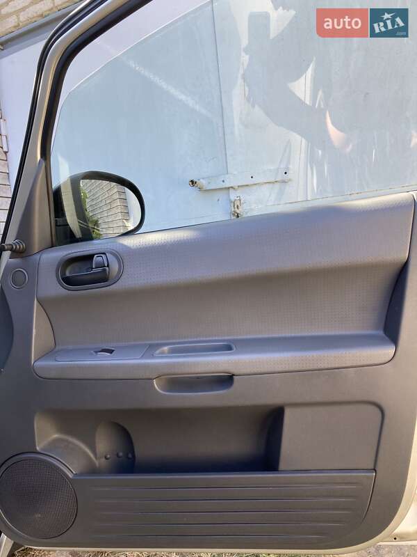 Хетчбек Mitsubishi Colt 2005 в Вінниці