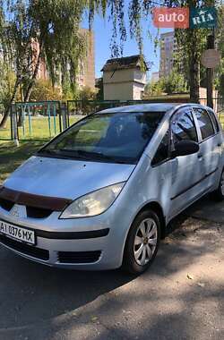 Хэтчбек Mitsubishi Colt 2006 в Киеве