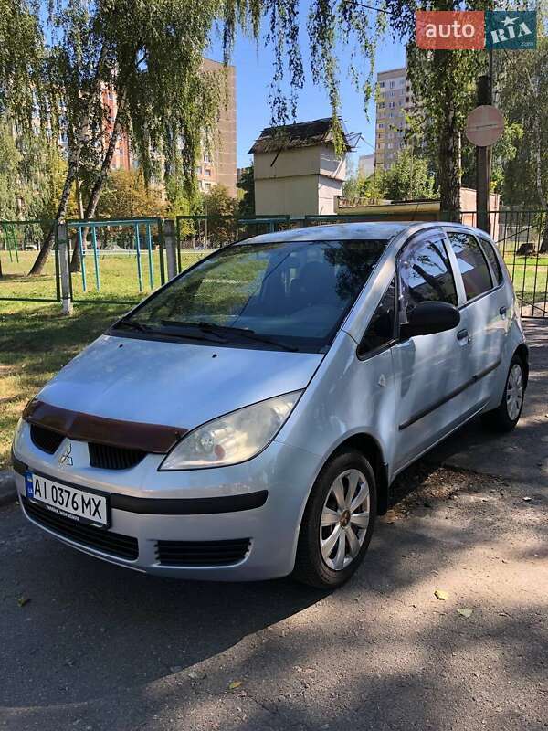 Mitsubishi Colt 2006