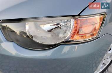 Хетчбек Mitsubishi Colt 2009 в 