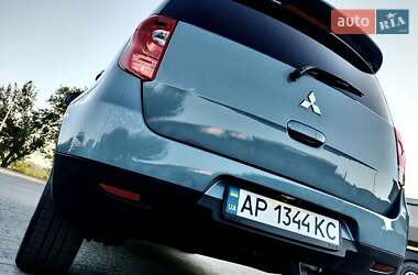 Хетчбек Mitsubishi Colt 2009 в 