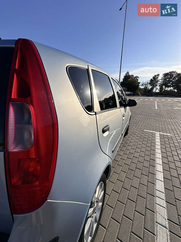 Хетчбек Mitsubishi Colt 2006 в Тернополі