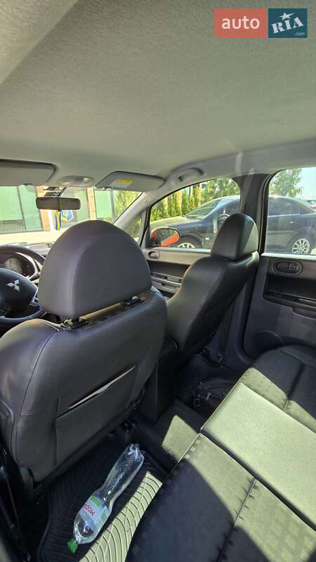 Хэтчбек Mitsubishi Colt 2009 в Хмельницком фото 11 Хэтчбек Mitsubishi Colt 2009 в Хмельницком