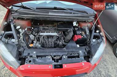 Хетчбек Mitsubishi Colt 2009 в 