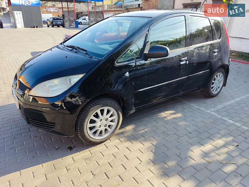 Хэтчбек Mitsubishi Colt 2007 в Черновцах фото 2 Хэтчбек Mitsubishi Colt 2007 в Черновцах