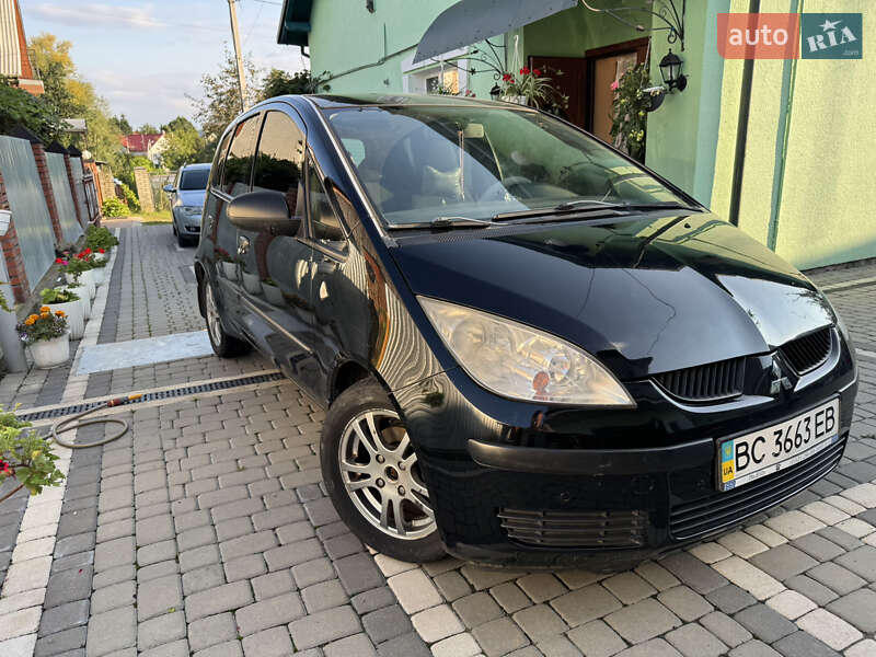 Хетчбек Mitsubishi Colt 2006 в 