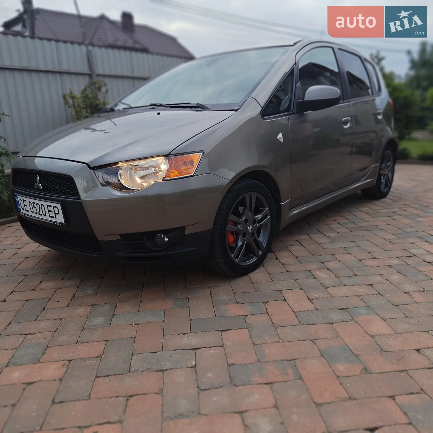 2010 Mitsubishi Colt - мініатюра 5