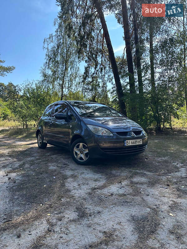 Хэтчбек Mitsubishi Colt 2006 в Киеве