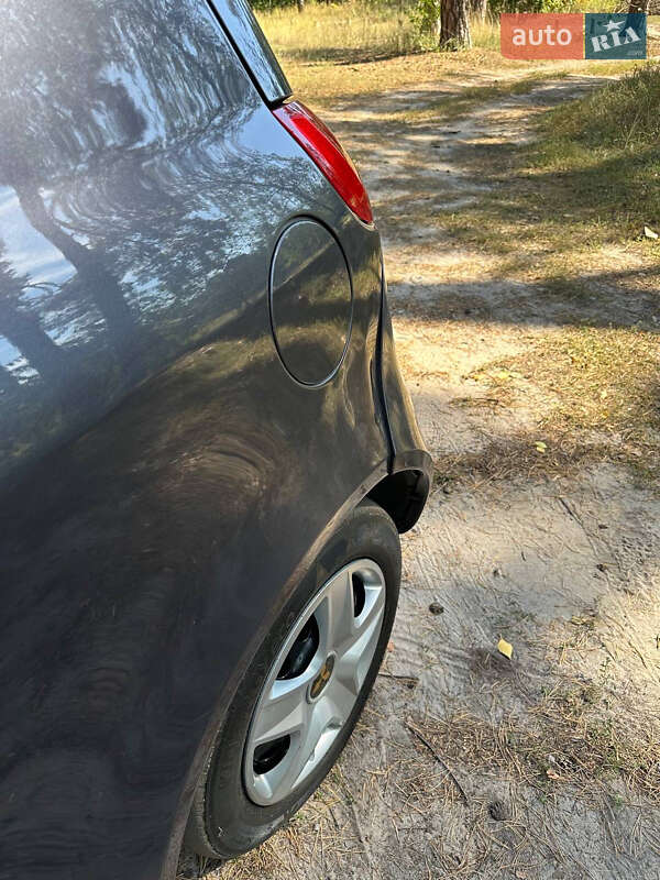 Хэтчбек Mitsubishi Colt 2006 в Киеве