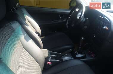 Хетчбек Mitsubishi Colt 2001 в 