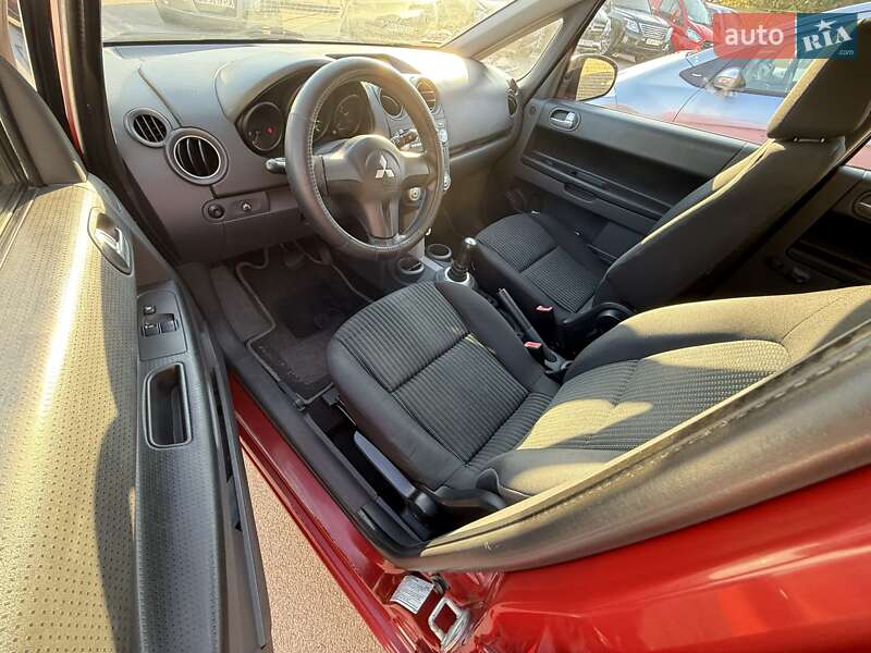 Хэтчбек Mitsubishi Colt 2008 в Запорожье