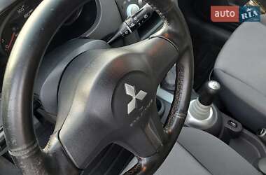 Хетчбек Mitsubishi Colt 2007 в 