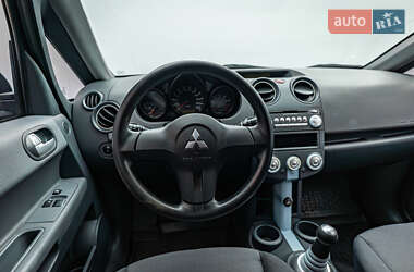 Хэтчбек Mitsubishi Colt 2007 в 
