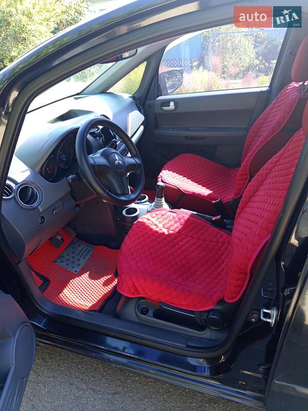 Хетчбек Mitsubishi Colt 2007 в Кривому Розі