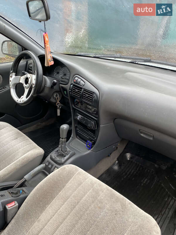 Хетчбек Mitsubishi Colt 1992 в Чернігові