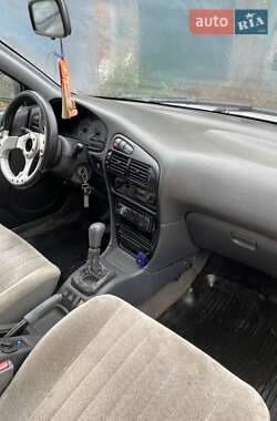 Хэтчбек Mitsubishi Colt 1992 в 