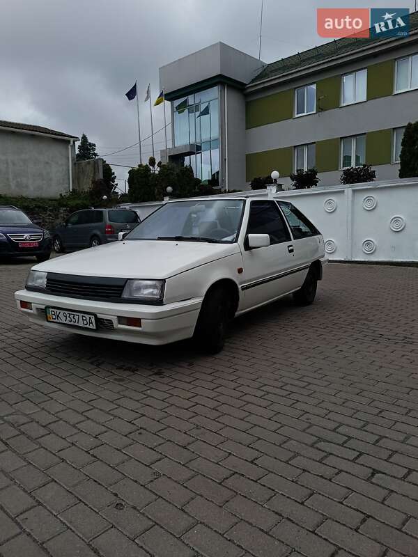 Хетчбек Mitsubishi Colt 1987 в Рівному
