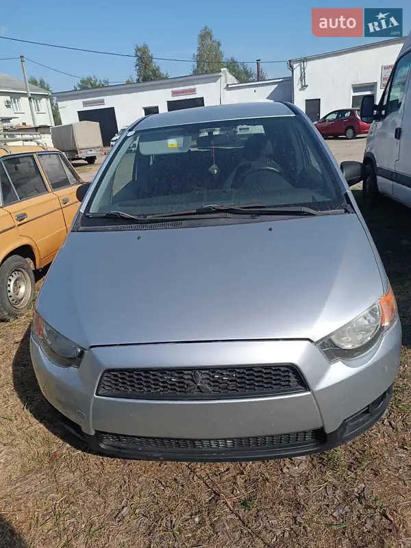 Mitsubishi Colt