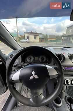 Хэтчбек Mitsubishi Colt 2010 в 
