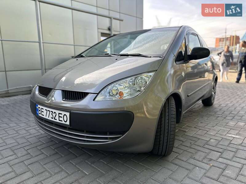 Mitsubishi Colt 2005