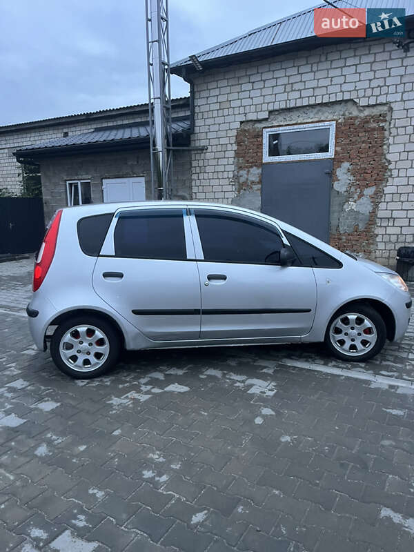 Хэтчбек Mitsubishi Colt 2006 в Баре