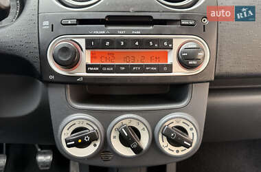 Хэтчбек Mitsubishi Colt 2012 в 