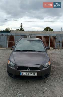 Хетчбек Mitsubishi Colt 2011 в 