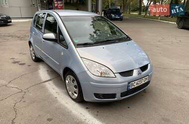 Хэтчбек Mitsubishi Colt 2005 в 