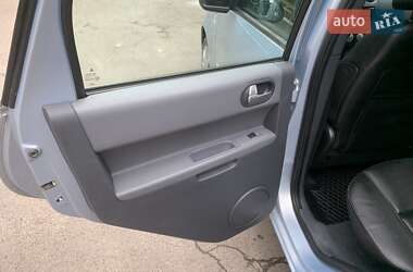 Хэтчбек Mitsubishi Colt 2005 в 