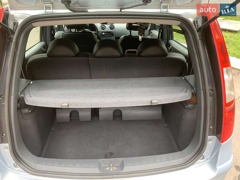 Хэтчбек Mitsubishi Colt 2005 в Львове