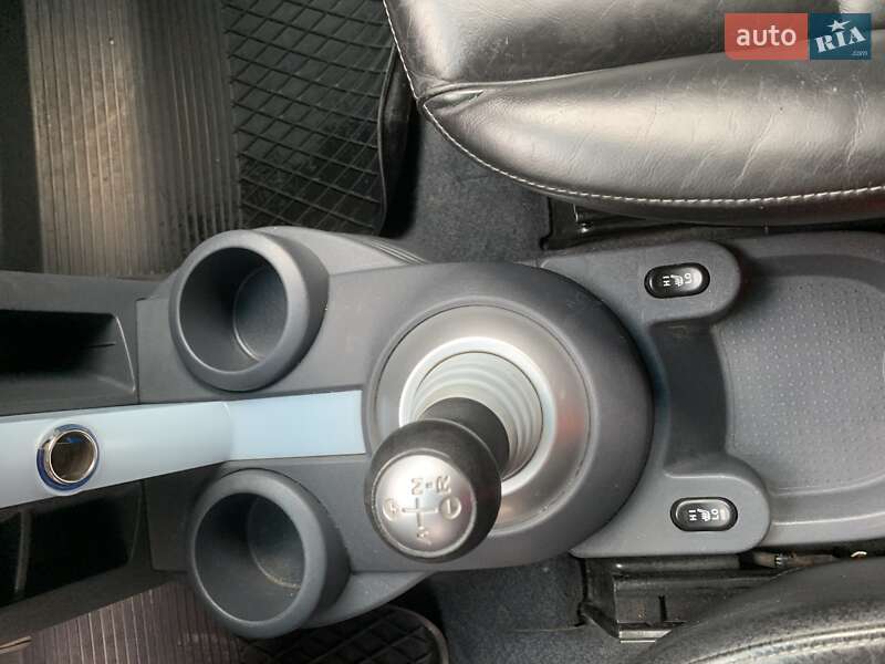 Хэтчбек Mitsubishi Colt 2005 в Львове