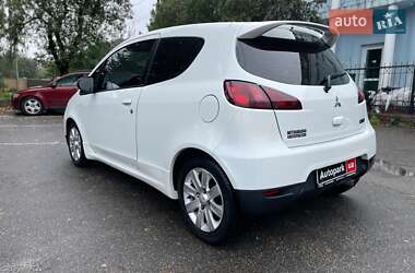 Хэтчбек Mitsubishi Colt 2010 в 