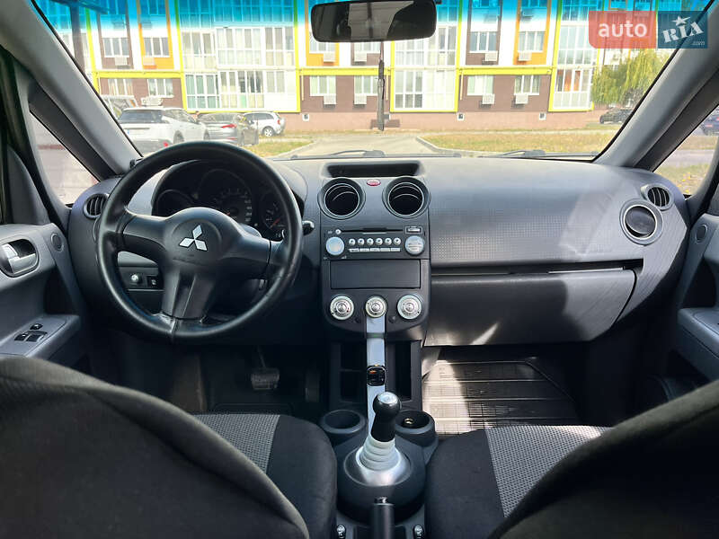 Хэтчбек Mitsubishi Colt 2005 в Полтаве