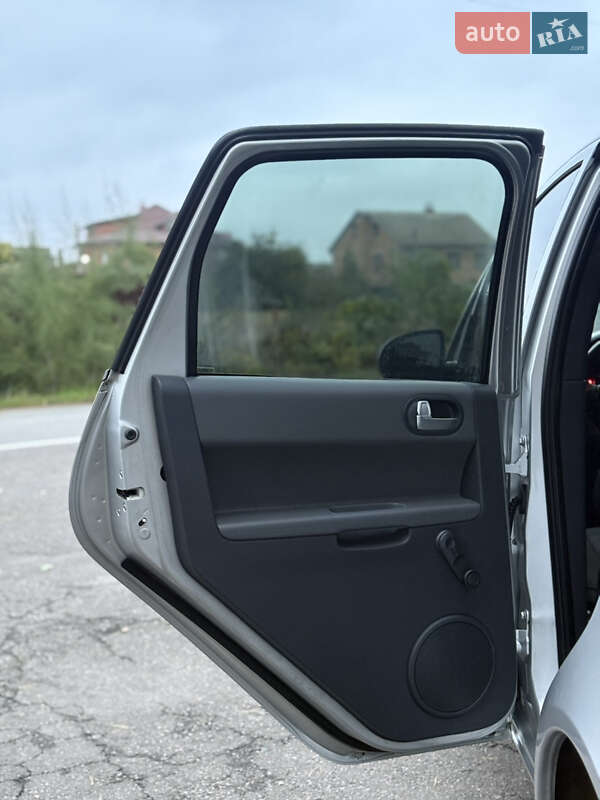 Хэтчбек Mitsubishi Colt 2006 в Виннице