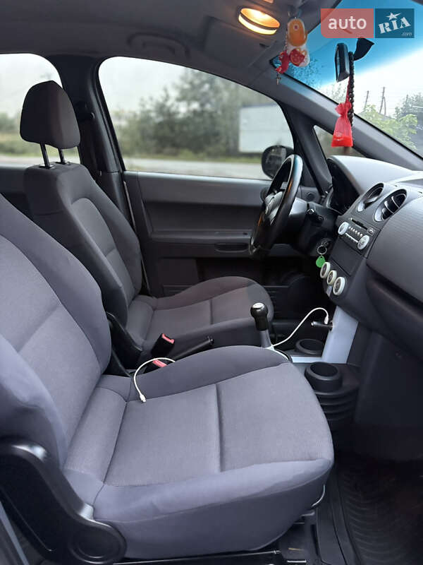 Хэтчбек Mitsubishi Colt 2006 в Виннице