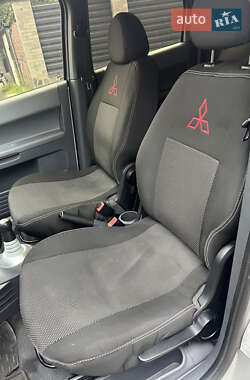 Хэтчбек Mitsubishi Colt 2007 в 