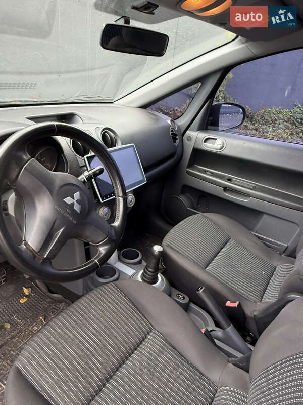 Хэтчбек Mitsubishi Colt 2008 в Киеве