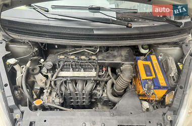 Хетчбек Mitsubishi Colt 2008 в 